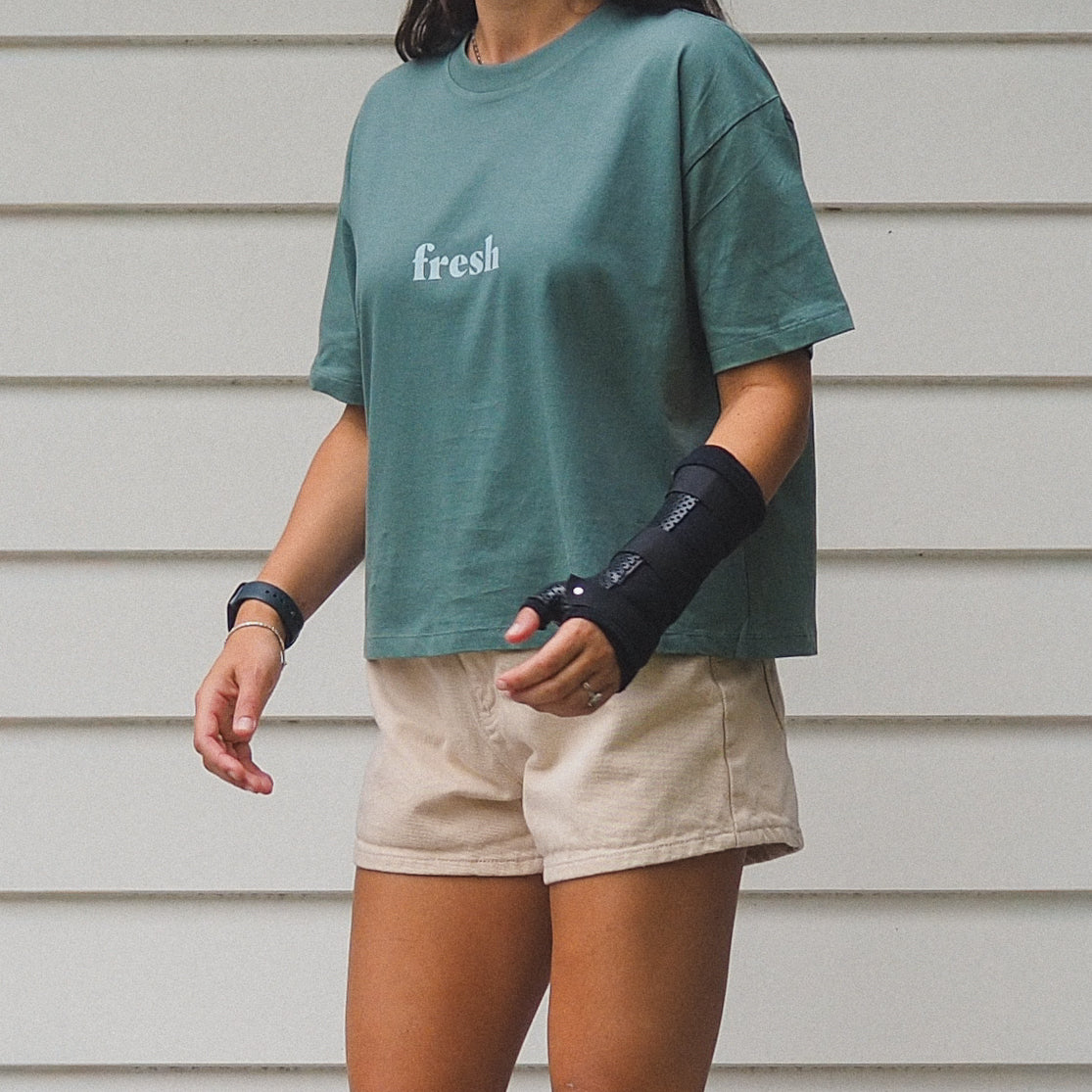 Fresh out of Fucks | Boxy Tshirt - Forest Green